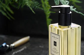 ヴェルベット ローズ＆ウード コロンインテンス香り コレクション 